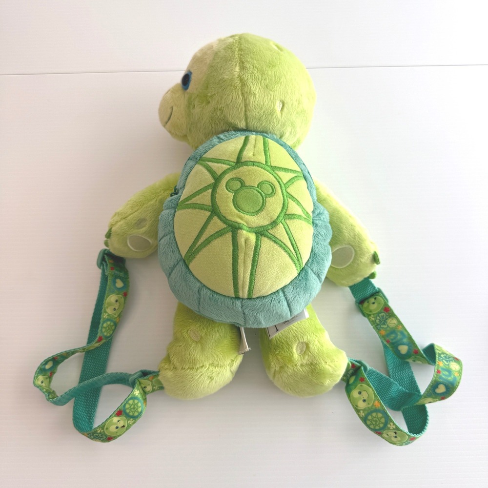 Aulani Disney Oulu Turtle Plush Backpack